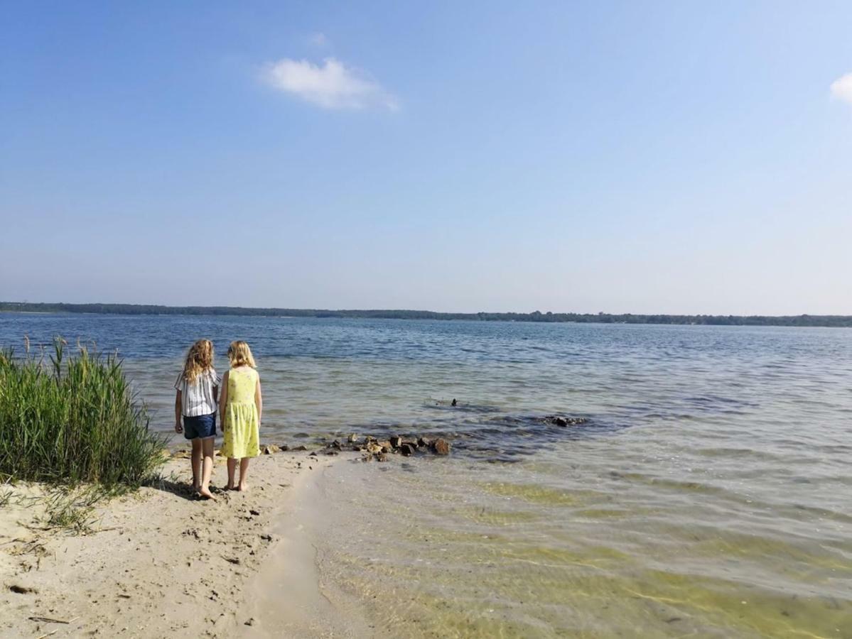 Helenes Ferienwohnung Auf Dem Bauernhof - Lausitzer Seenland Lauta 外观 照片